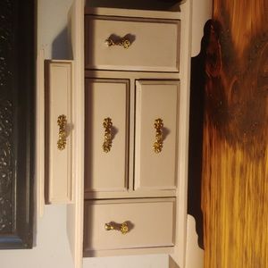 Upcycled Vintage Musical Jewelry Box